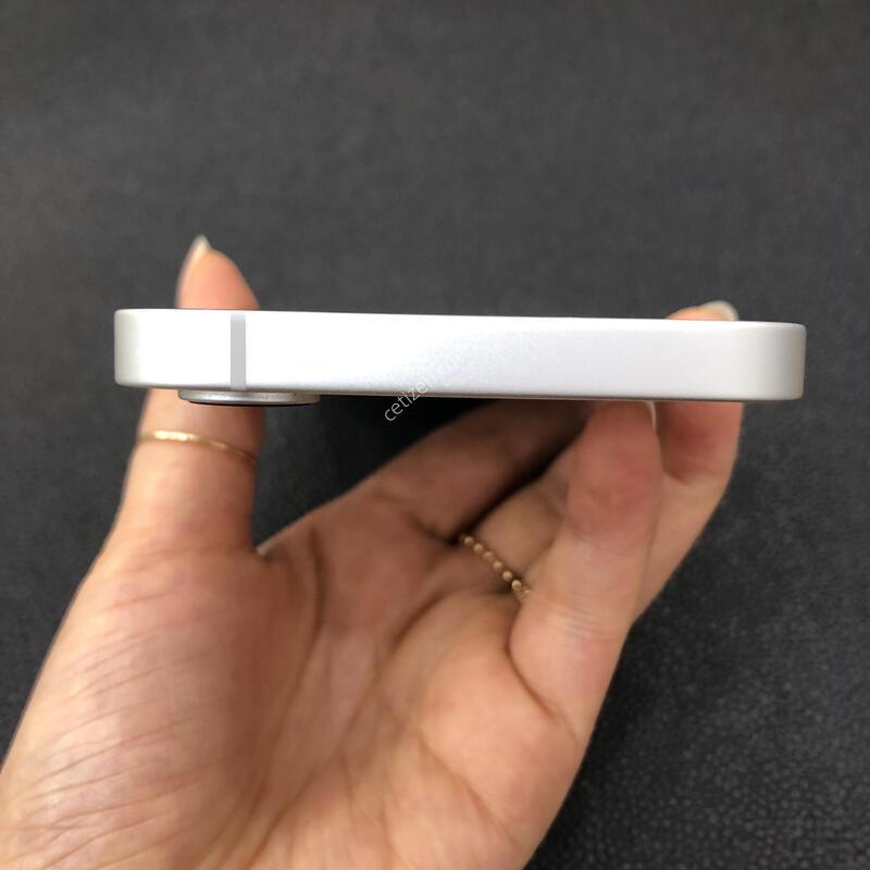 ������16e ȭ��Ʈ 128G,����ǰ��,���͸�����98%