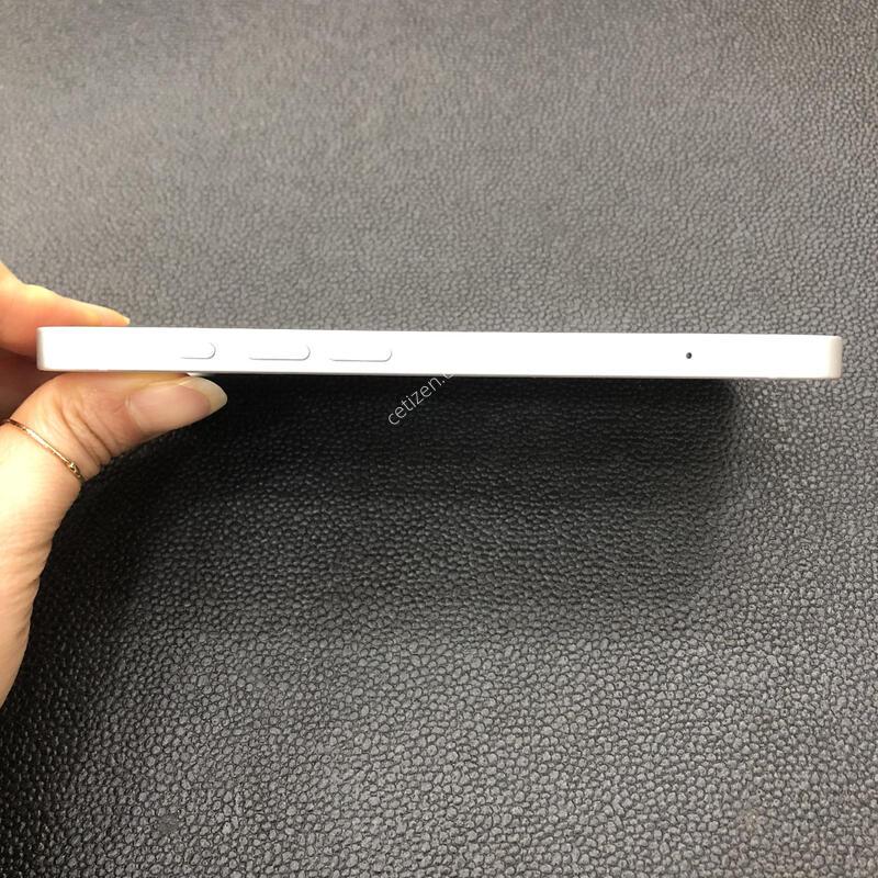 ������16e ȭ��Ʈ 128G,����ǰ��,���͸�����98%