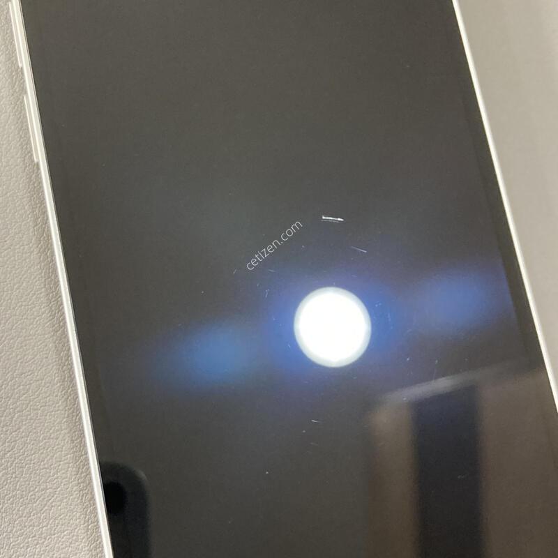 ������ 13�̴� ȭ��Ʈ 128G ���͸�����73% / ����� ��!