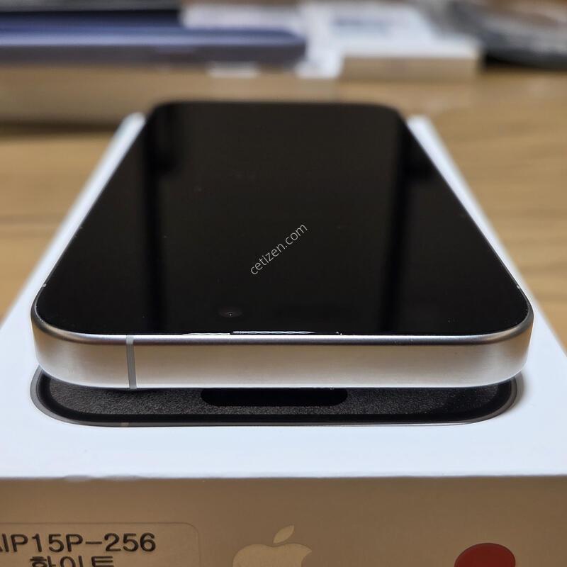 ������15���� ȭ��Ʈ ƼŸ�� 256�Ⱑ �˴ϴ�.