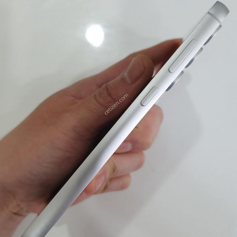 ������S23FE 256G ���ܻ� ���±� �߰��� �����