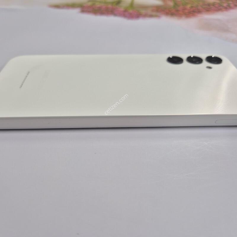 ����������3 ȭ��Ʈ 128GB