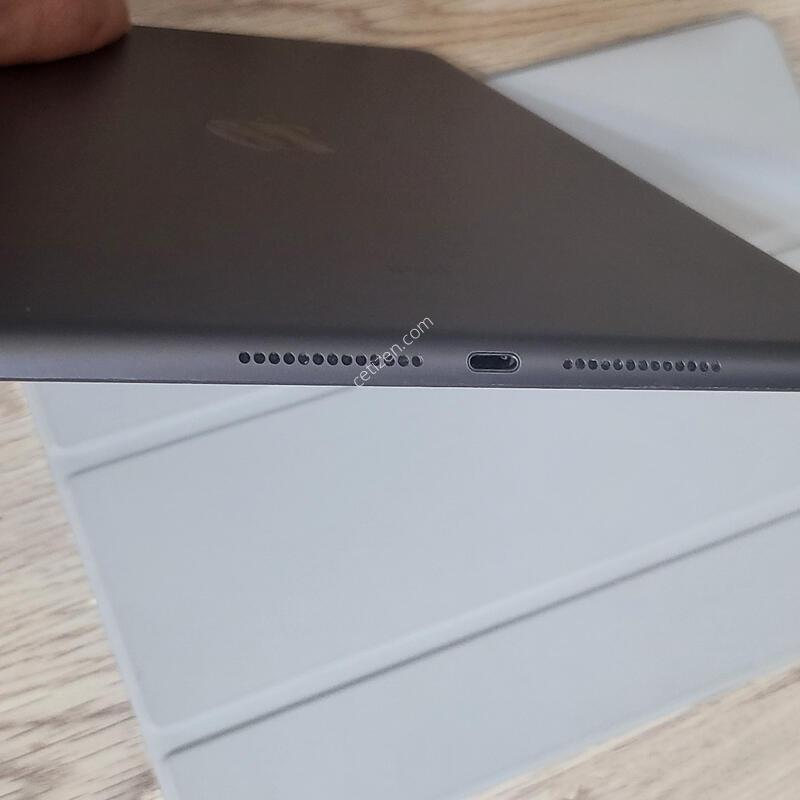 �����е� 8���� Ű����,�� ����