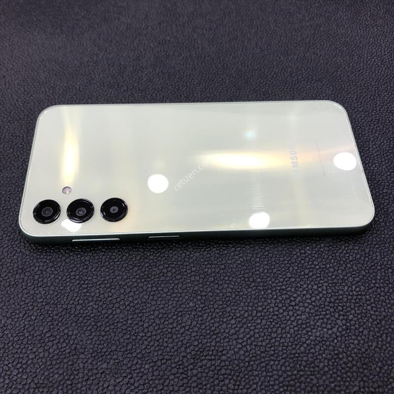 ������A24 �׸�,�ܰ� ����� �ֻ�,���� ���⽺,����������