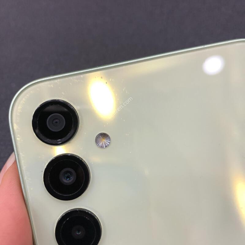 ������A24 �׸�,�ܰ� ����� �ֻ�,���� ���⽺,����������