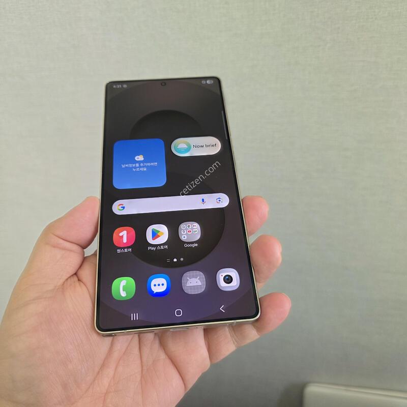 ������ S25��Ʈ�� ƼŸ�� �׷��� 256�Ⱑ A�� �Ⱦƿ�~