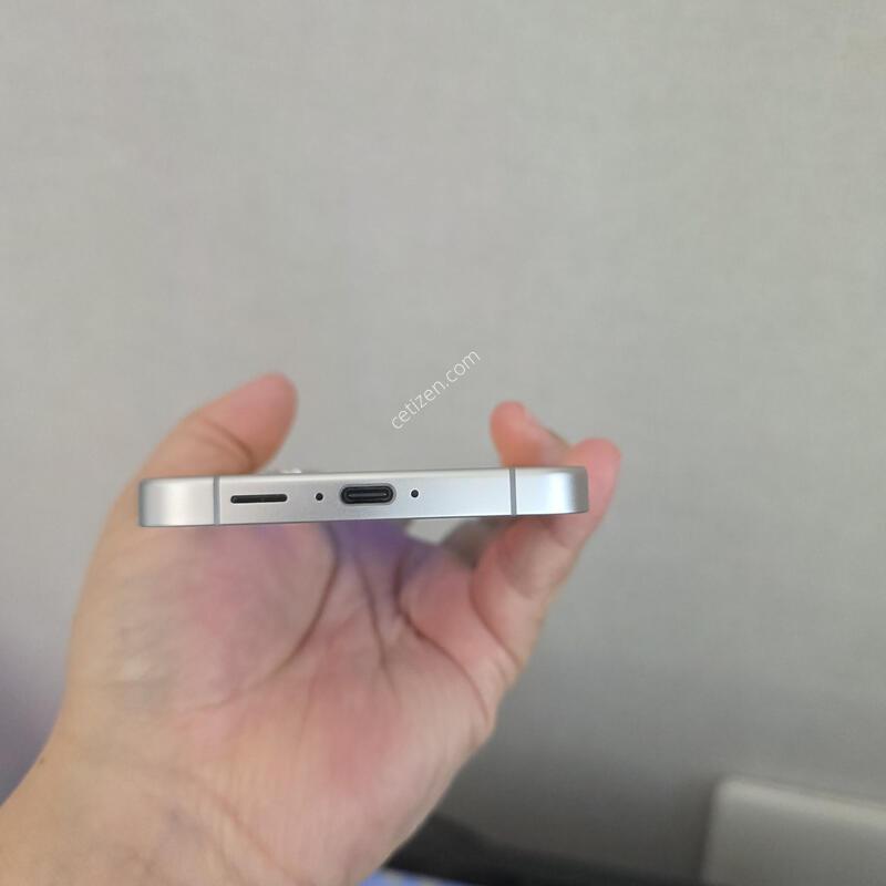 ������ S24FE ���ο� 256�Ⱑ SS�� �Ⱦƿ�~