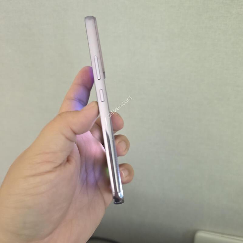 ������ S22 ���� ���̿÷� 256�Ⱑ A�� �Ⱦƿ�~