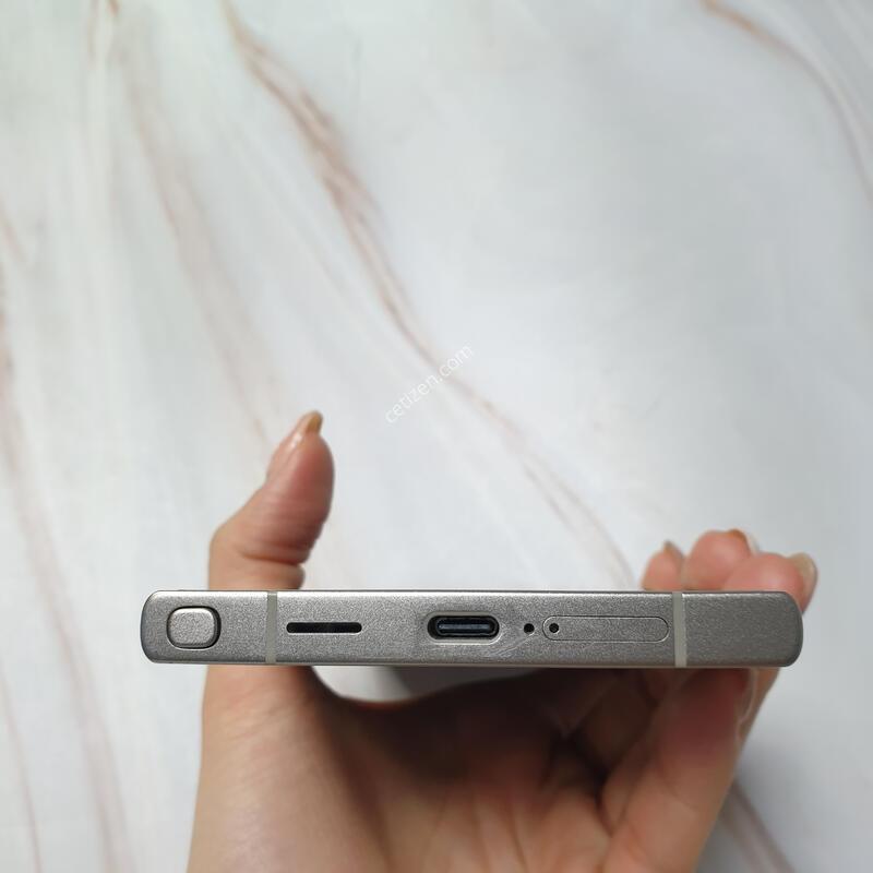 LG ������ S24��Ʈ�� ƼŸ�����̿÷� 256G A�� �Ǹ��մϴ�