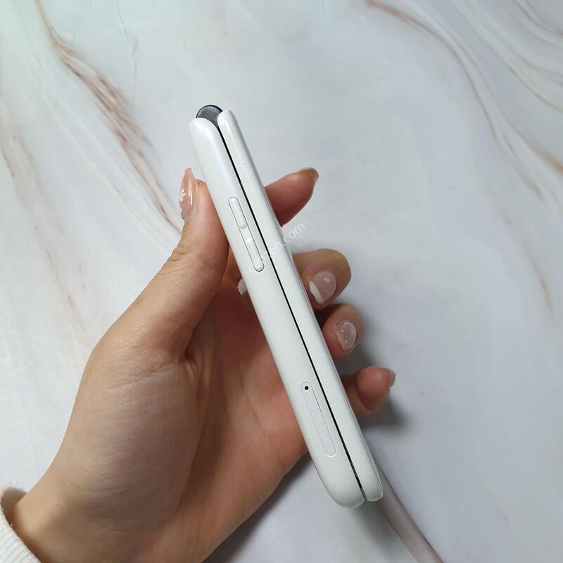 MIVE ��Ÿ������(M120) ȭ��Ʈ 32G A�� �Ǹ��մϴ�