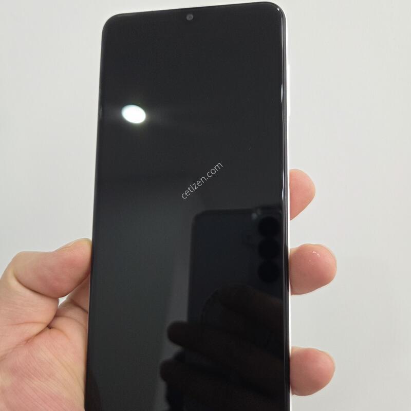 ������ ���̵�6 128GB ȭ��Ʈ A��