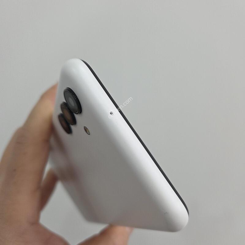 ������ ���̵�6 128GB ȭ��Ʈ A��