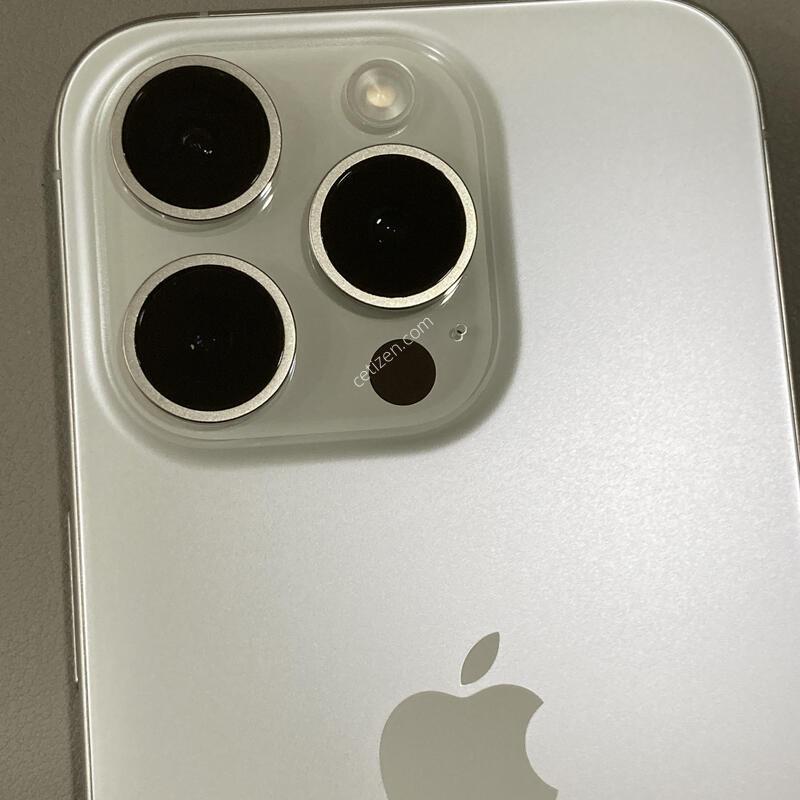 ������ 15���� ȭ��Ʈ 128G ���͸�����83% / S��, ����� �ֻ�!