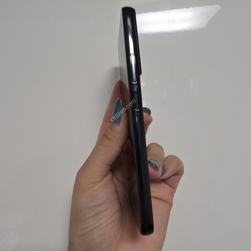 ������S22 256G