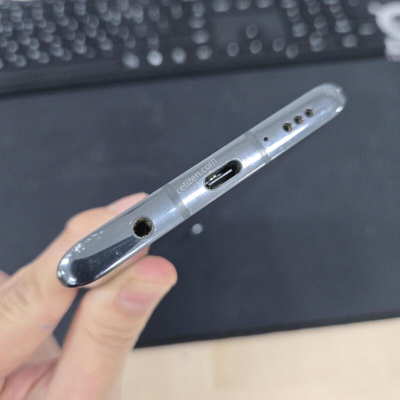 ���ܻ� LG ���� ���� 128GB AAAAA��