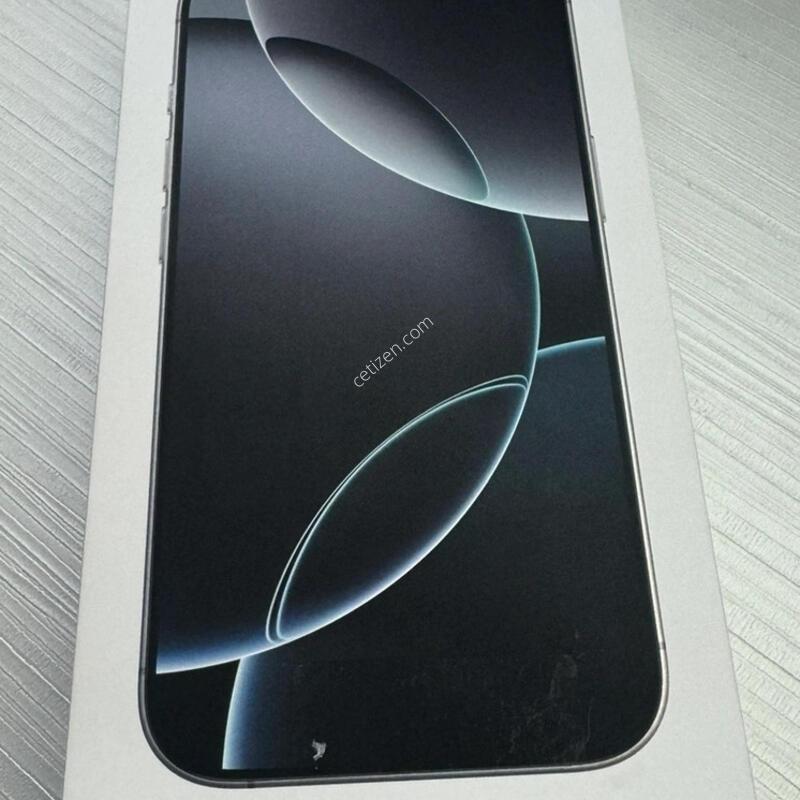 ������16���� ȭ��Ʈ 128g