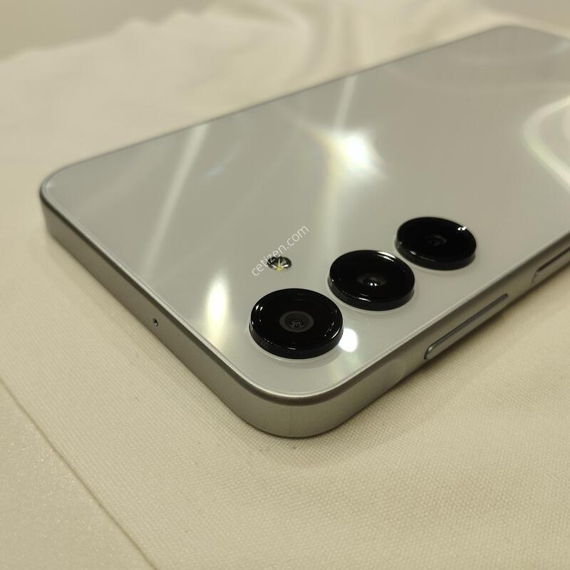 ����4 ������ ���������� �Ǹ��մϴ�.(������ȭ�� 25.12.18)