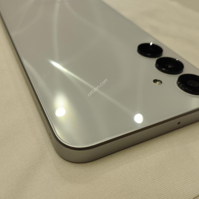 ����4 ������ ���������� �Ǹ��մϴ�.(������ȭ�� 25.12.18)