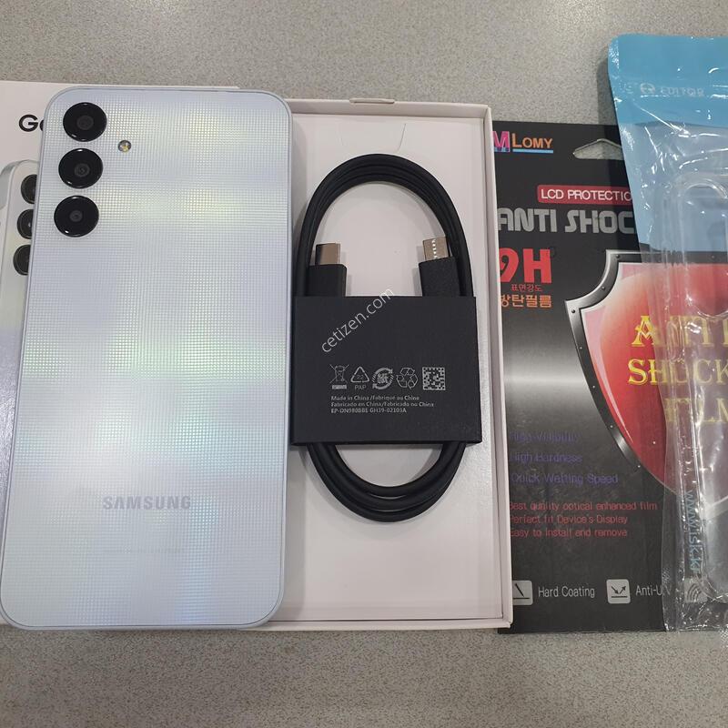 *ƯSSSSS��*@ (�����̳�) ����ǰ��!!