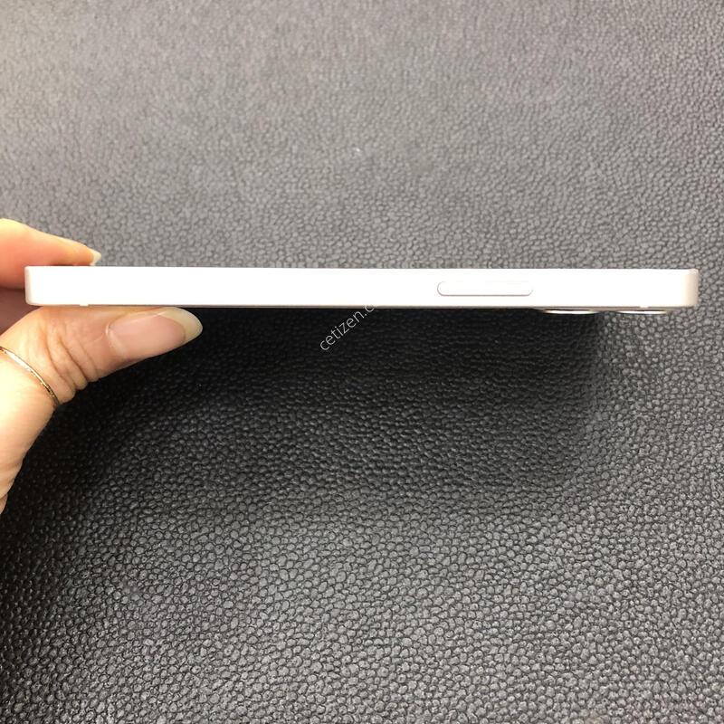 ������12�̴� ȭ��Ʈ 128G,����� �ֻ�,���� S��,���� ���⽺,���͸�����81%