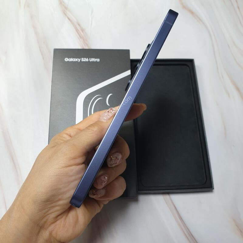 KT ������ S26��Ʈ�� ���̿÷� 256G �̻�� Ǯ�ڽ� �Ǹ�