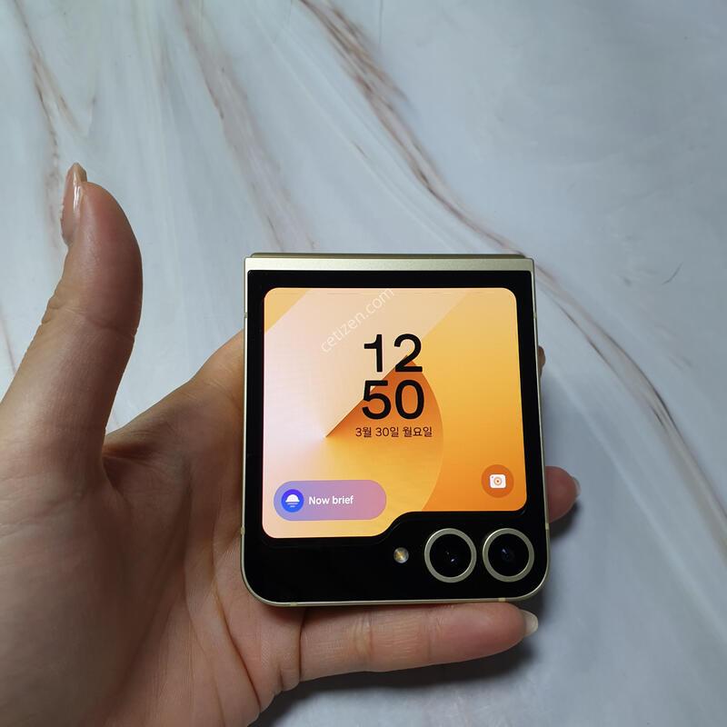 LG ������ Z�ø�6 5G ���ο�  256G A�� �Ǹ��մϴ�