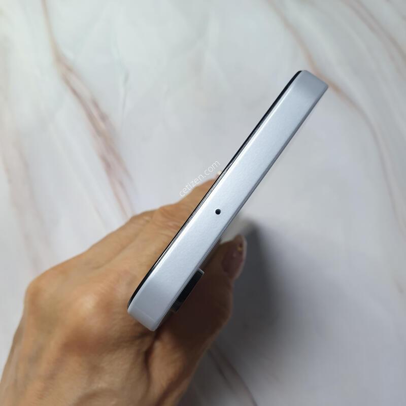 LG ������ ����3 ȭ��Ʈ 128G S�� �Ǹ��մϴ�