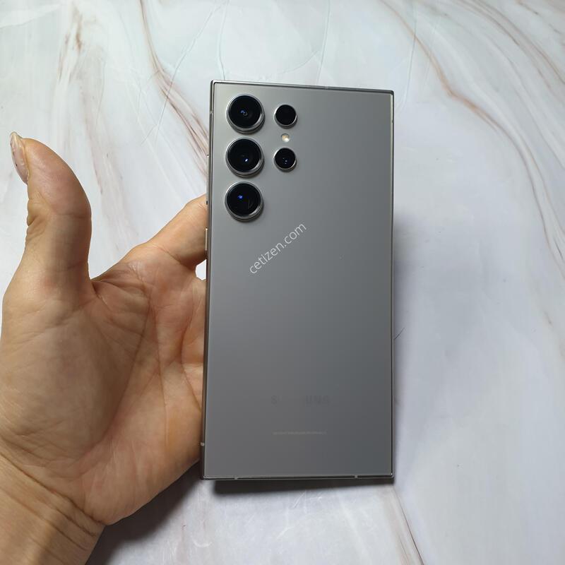 LG ������ S24��Ʈ�� ƼŸ���׷��� 512G S�� �Ǹ��մϴ�