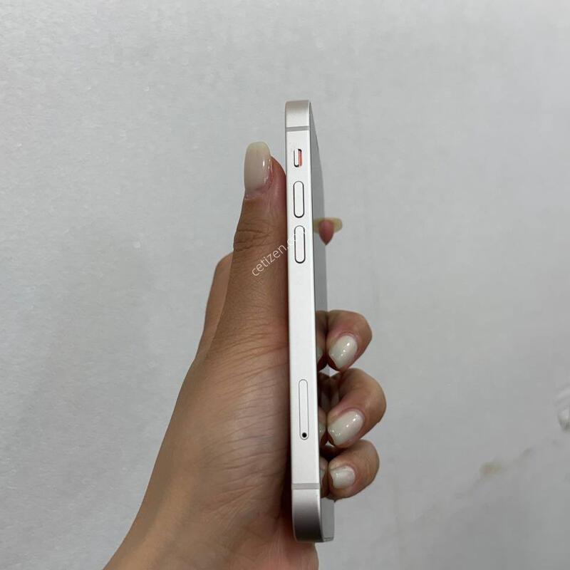 S��)������13�̴� ��Ÿ����Ʈ 128GB/84% Y1752