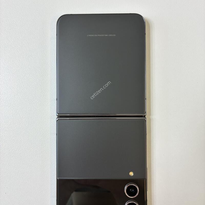 ������ �ø�4 �������� 256g ��밨 �ִ� ��ǰ���� ������ �Ǹ��մϴ�.