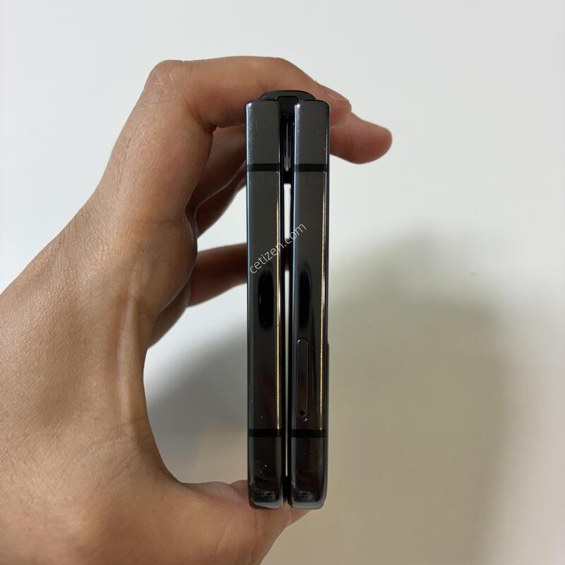 ������ �ø�4 �������� 256g ��밨 �ִ� ��ǰ���� ������ �Ǹ��մϴ�.