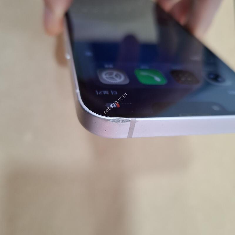 AIP13-128GB  ��Ȱ�ܻ�����  �����⽺�����,��븮 75%, �׵θ��� ��밨 �⽺�� �����־��(��������)   ī�޶�κп� ���ϰԽ�ũ��ġ�־��