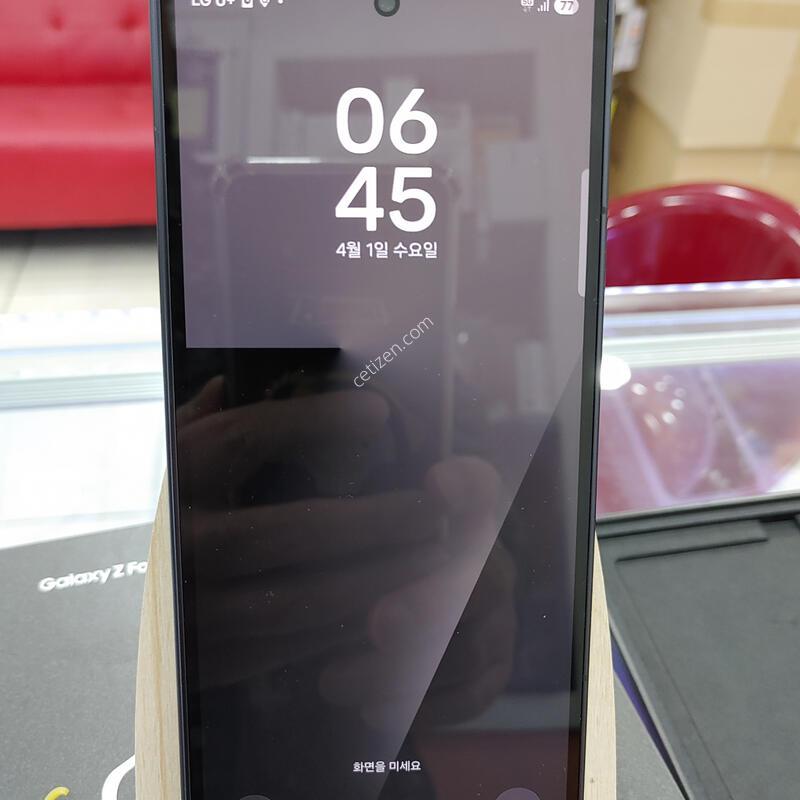 ����������7 �ܼ�����