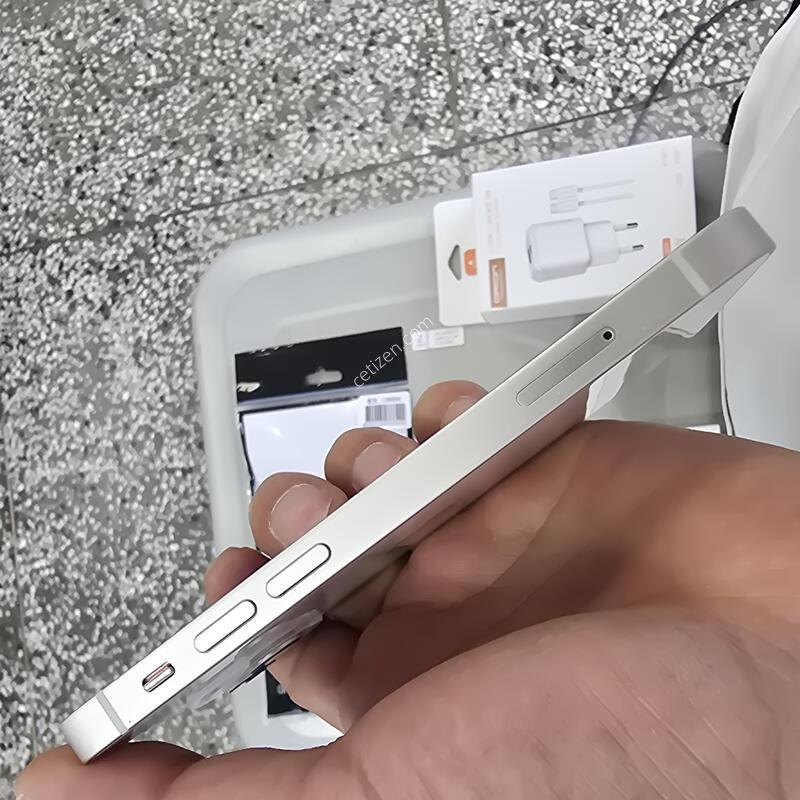 ������13�̴� 128G ȭ��Ʈ(���͸�72%) ����� �˴ϴ�