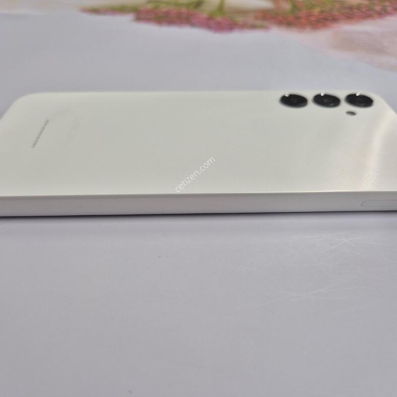 ����������3 ȭ��Ʈ 128GB