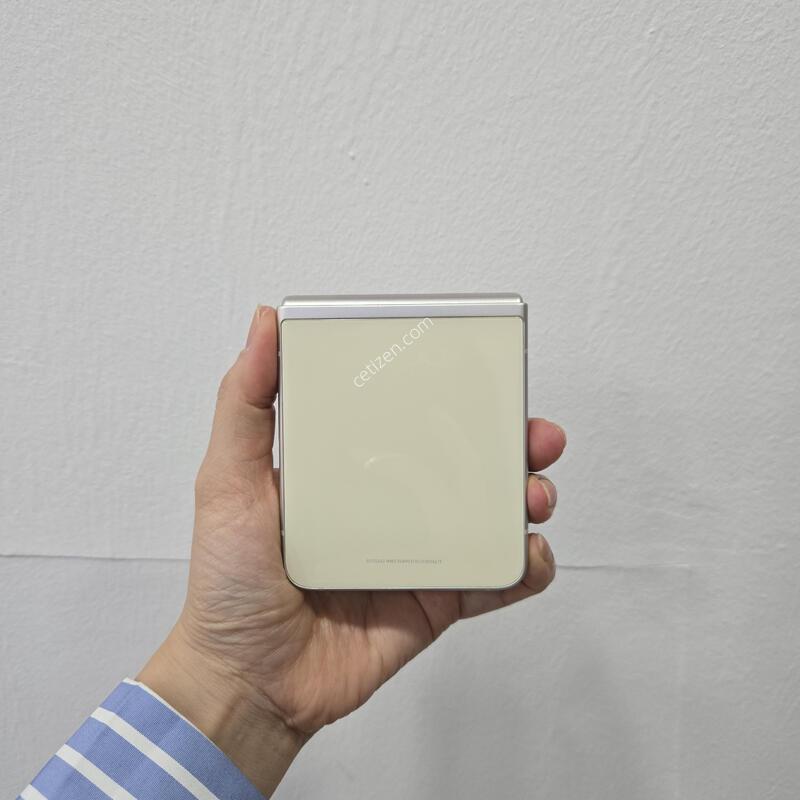 ������Z�ø�3 256�Ⱑ ũ�� �Ǹ��մϴ�