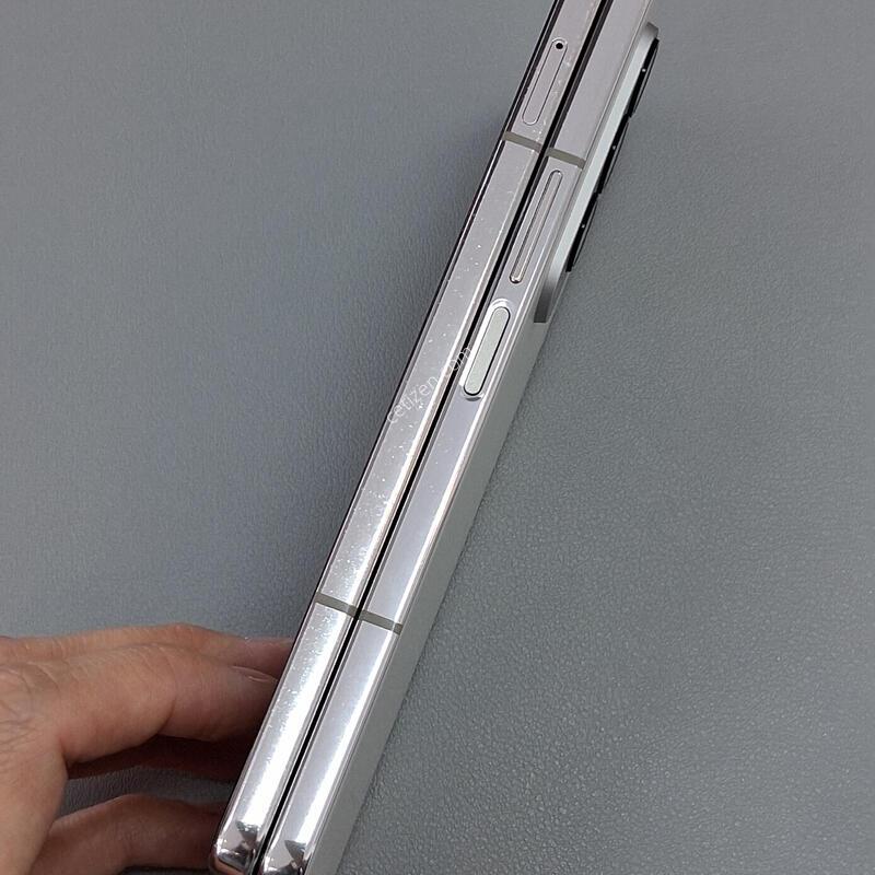 ������Z����4 512GB ũ��