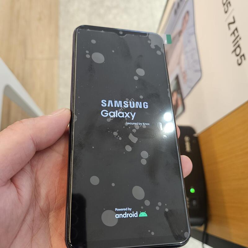 (������ �ܺοü���):m336  ���� ���͸� �׵θ� 100%��ǰ ��ü ������ �̻��