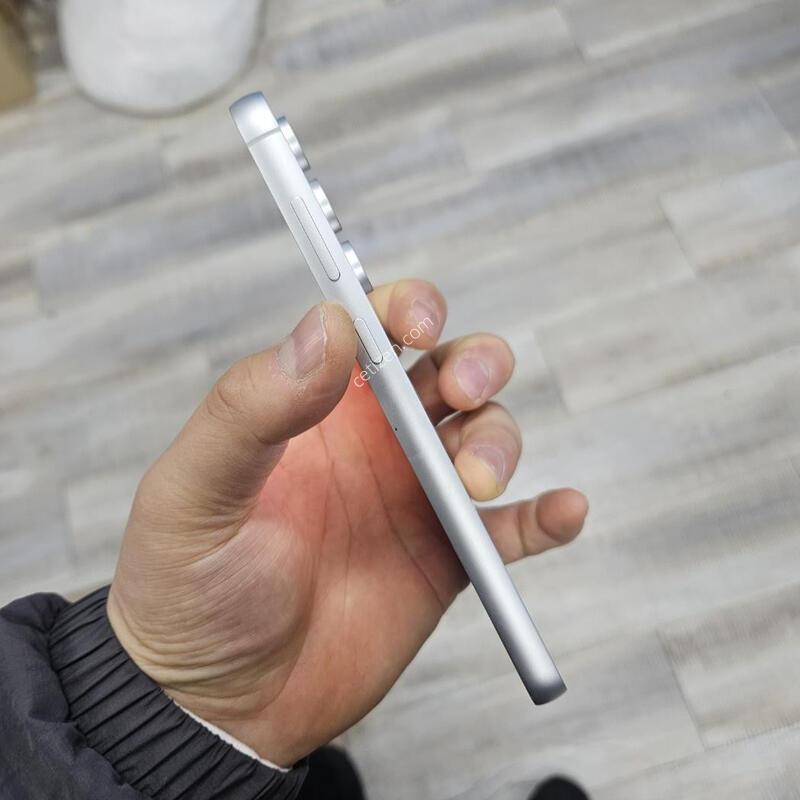 S�� ������S23FEũ��  �Ｚ��ǰ �Ǹ� �߰���