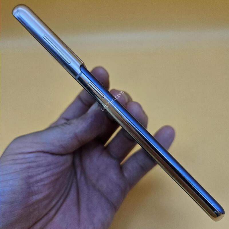 [���۱�]������S21 �ֻ������� 256G ���� ����� �߰���