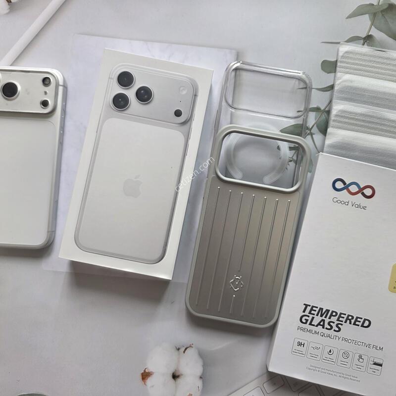 ������ 17 ���� �ƽ� 256GB �ǹ� �Ǹ��մϴ�.