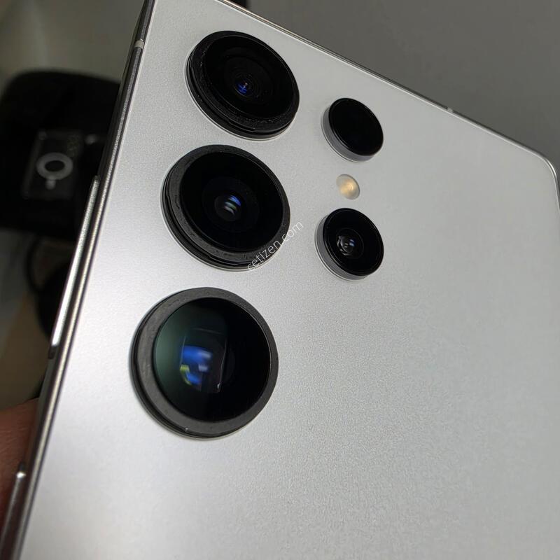 ������ S25 ��Ʈ�� 1TB ȭ��Ʈ B��