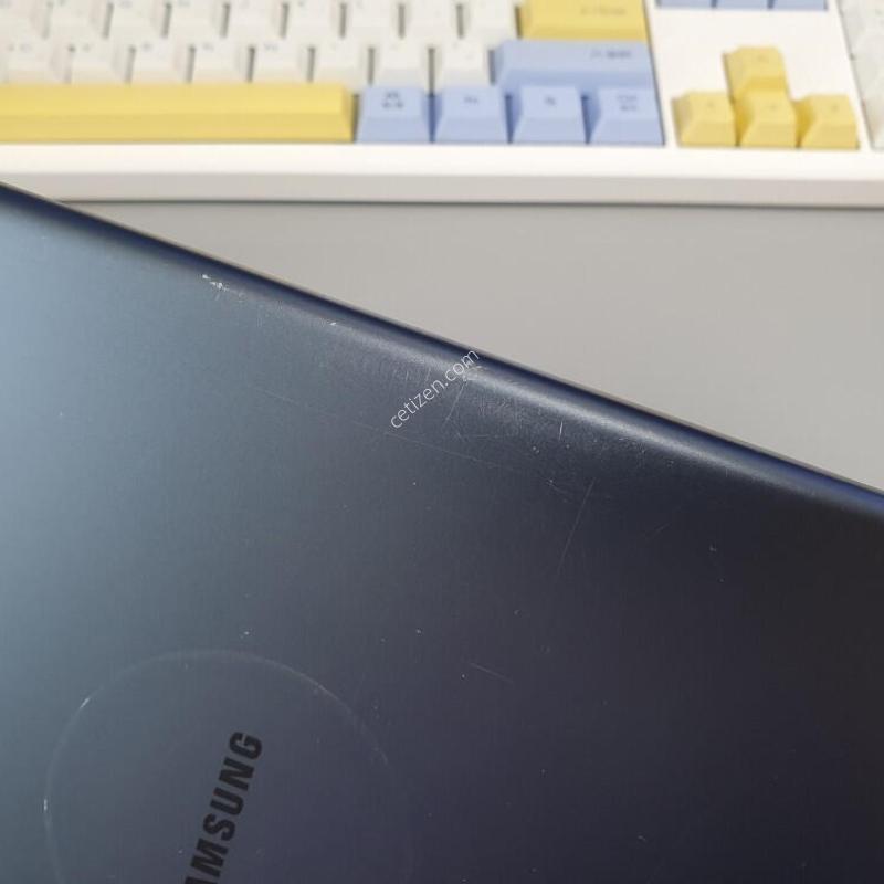 ������ ��A 10.1 / 32GB / �׷���