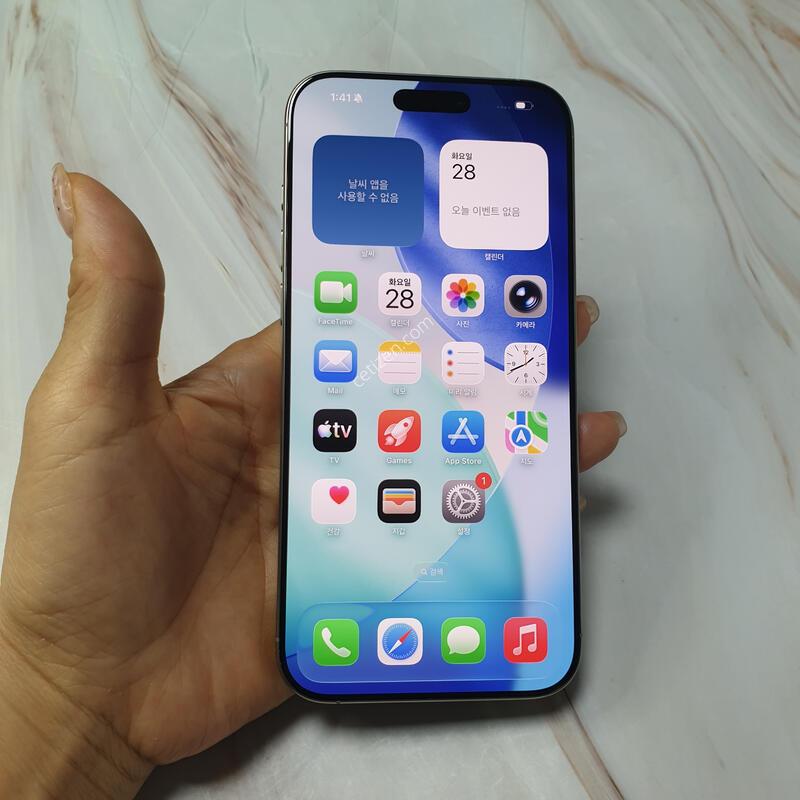 ������ 16���θƽ� 256G ���߷�ƼŸ�� S�� �Ǹ��մϴ�