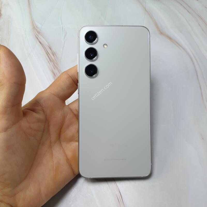 LG ������ S24 �׷��� 256G S�� �Ǹ��մϴ�