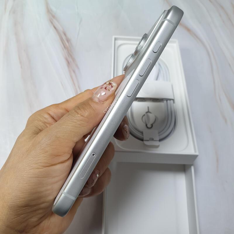 ������17���� �ǹ� 256G ����ǰ �̻�� S�� Ǯ�ڽ� �Ǹ��մϴ�