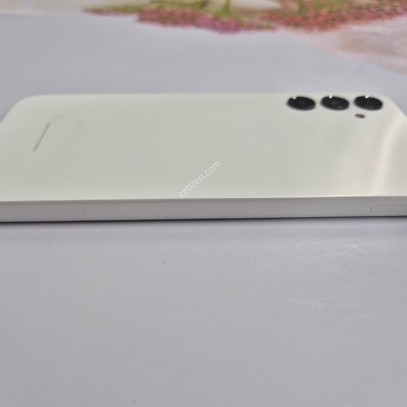 ����������3 ȭ��Ʈ 128GB