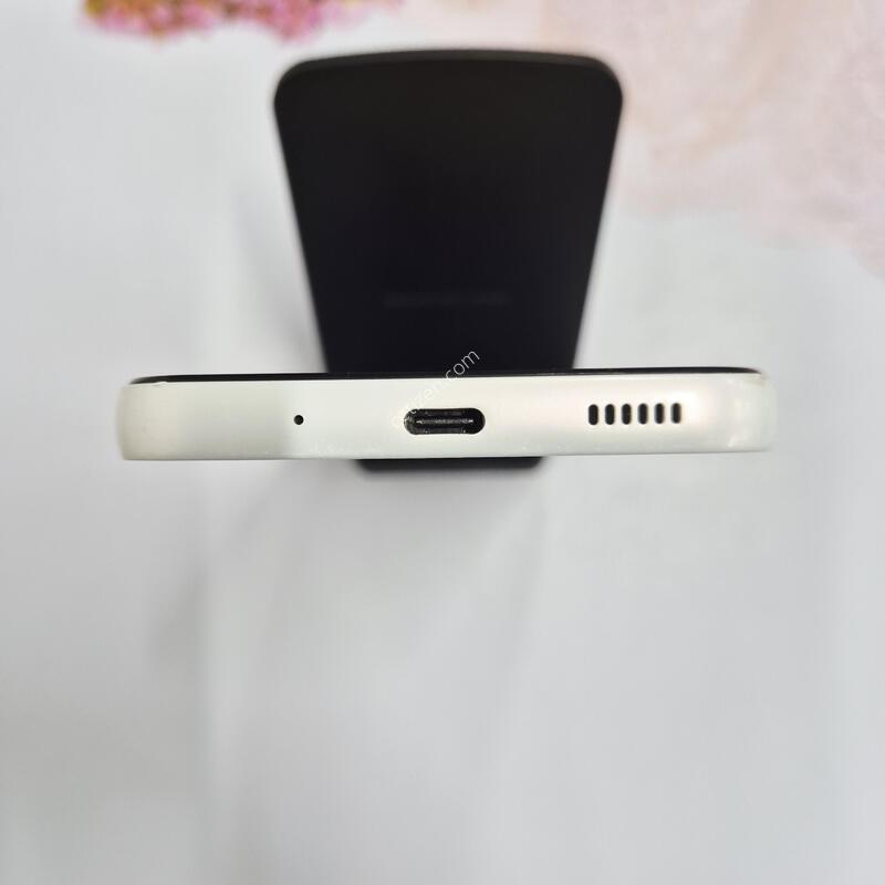 ����������3 ȭ��Ʈ 128GB