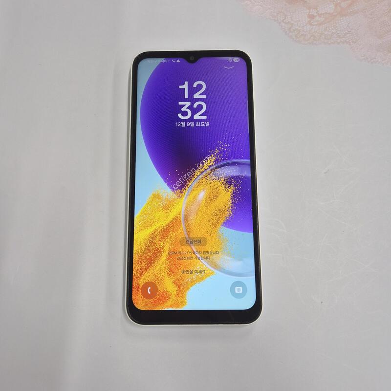 ����������3 ȭ��Ʈ 128GB