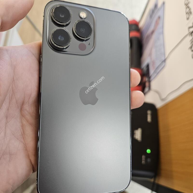 ������13 ���� 256GB